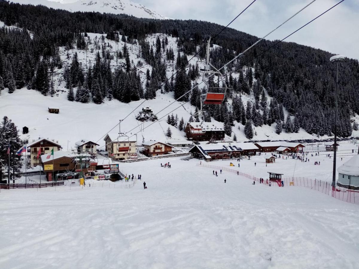 Comodo Alloggio Con Accesso Diretto Alle Piste サンタ・カテリーナ・ヴァルフルヴァ エクステリア 写真