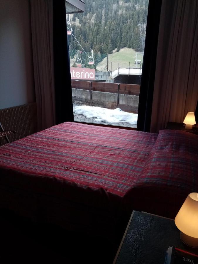 Comodo Alloggio Con Accesso Diretto Alle Piste サンタ・カテリーナ・ヴァルフルヴァ エクステリア 写真